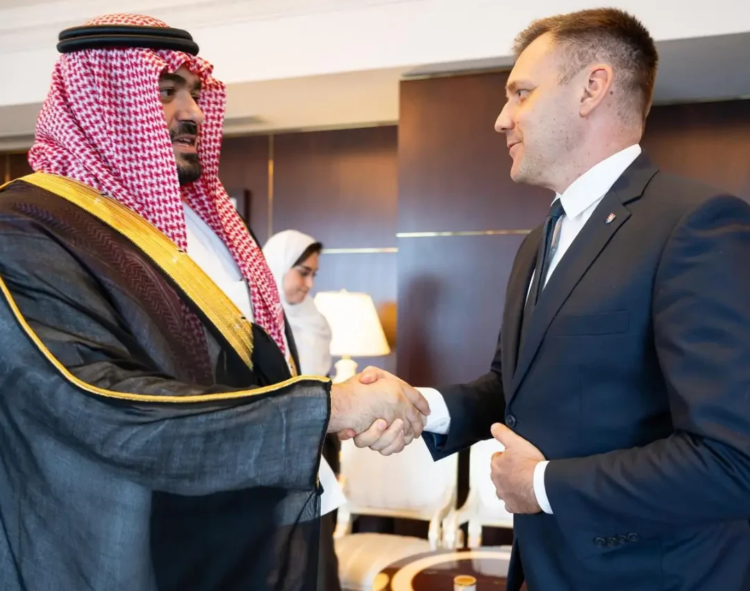 السعودية وسلوفاكيا تعززان التعاون البيئي من أجل مستقبل مستدام