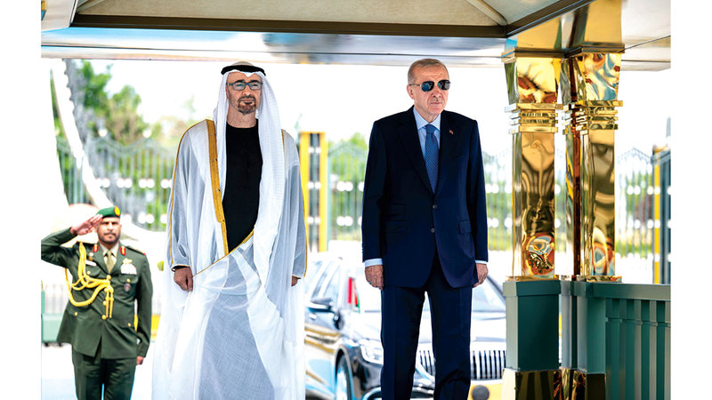 بيان مشترك يعلن تفاصيل زيارة محمد بن زايد إلى تركيا