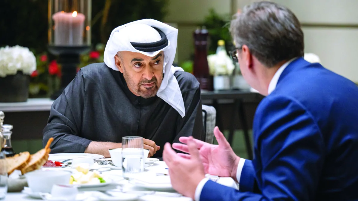 رئيس الدولة يلتقي نظيره الصربي في بلغراد لتعزيز الشراكة الاستراتيجية بين البلدين