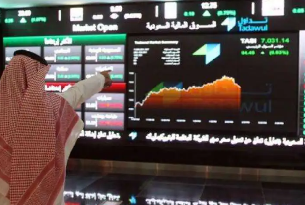 سوق الأسهم السعودية تتعافى وتنهي سلسلة خسائرها الممتدة بفضل إعلانات الشركات الإيجابية