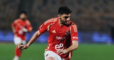 كريم نيدفيد يثبّت خطواته نحو سيراميكا بعد مغادرة الأهلي