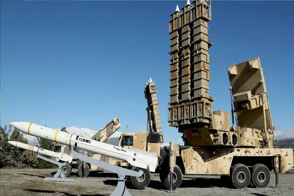 إيران تعزز دفاعاتها الجوية بعد الأضرار التي لحقت بها خلال النزاع مع إسرائيل