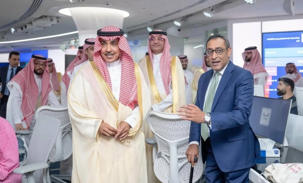 زيارة وزير الإعلام لمقر شبكة «العربية» بالرياض: تعزيز التعاون الإعلامي في السعودية