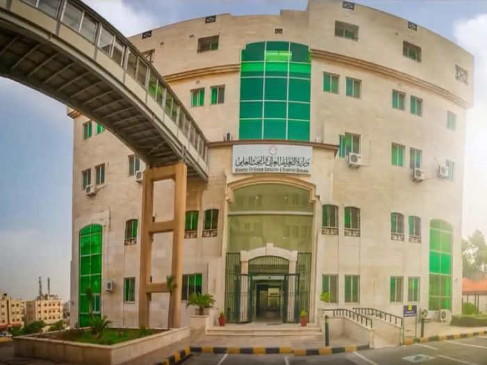 التعليم العالي يبدأ: الجامعات الرسمية تستأنف التدريس في 5 أكتوبر والخاصة في 12 أكتوبر