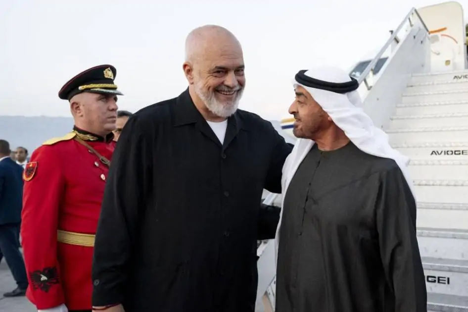 محمد بن زايد ورئيس وزراء ألبانيا يستعرضان سُبل تعزيز التعاون الثنائي