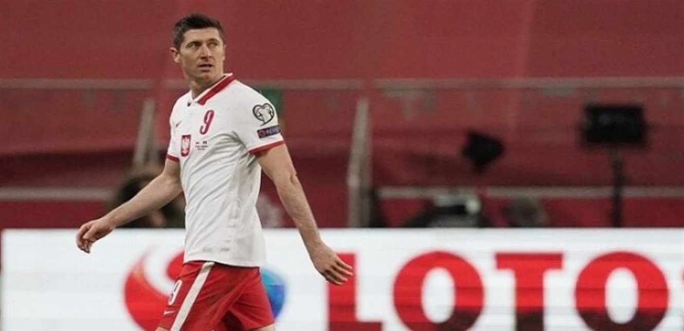 بولندا تعين أوربان مدرباً جديداً للمنتخب بعد انتهاء ولاية بروبياش