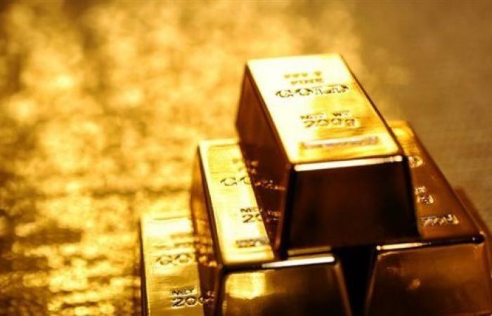 الذهب يستقر رغم التضخم الأمريكي: اكتشف اتجاهات الأسعار المستقبلية!