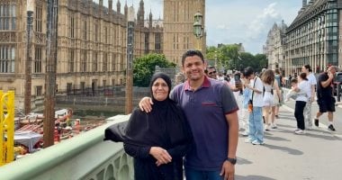 ابن قنا يحقق حلمه ويحصل على الدكتوراه في إنجلترا بعد 23 عاماً من العمل في ورشة بلاط، ويحقق أمنية والدته بزيارة لندن