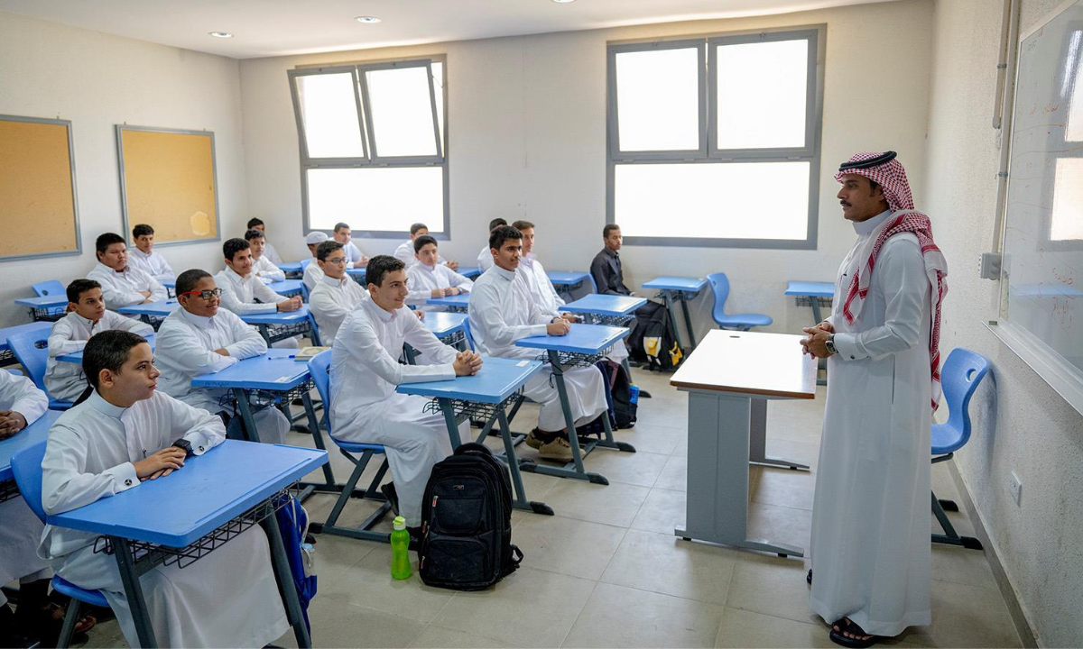 عودة المدارس 1447: تفاصيل التقويم الدراسي الجديد في السعودية ومواعيد الإجازات الرسمية والمطولة