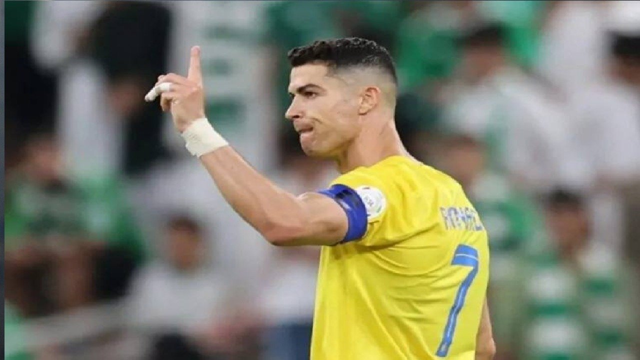 رونالدو يسطع في سماء كأس العالم للرياضات الإلكترونية: تغطية حصرية لأداءه المذهل