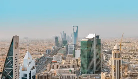 أجواء حارة للغاية اليوم في الشرقية والرياض: توقعات بارتفاع درجات الحرارة