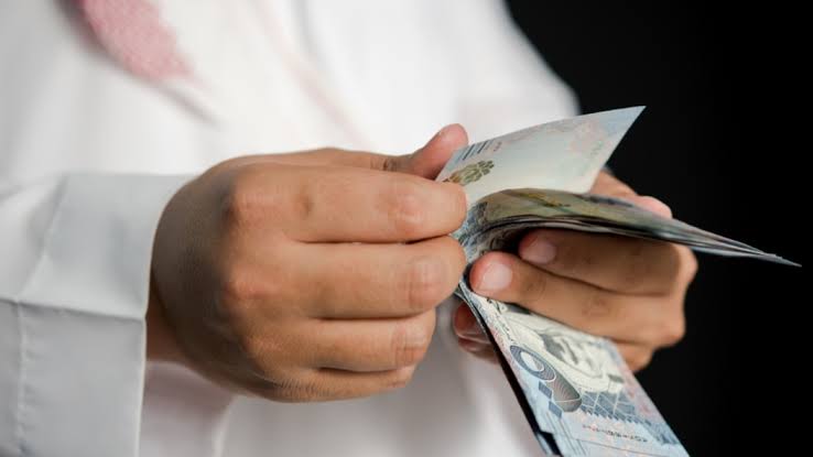 استكشف منتج الراتب المرن 2025: المزايا والفئات المستفيدة